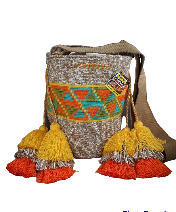 MOCHILA WAYUÚ 4 POMPONES